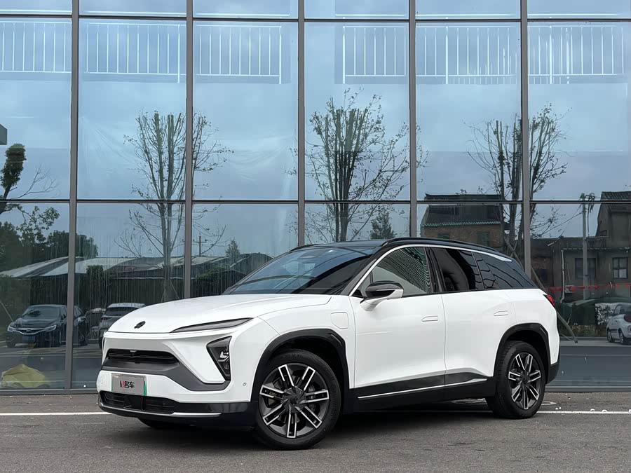 NIO ES6 2021 صورة سيارة #2