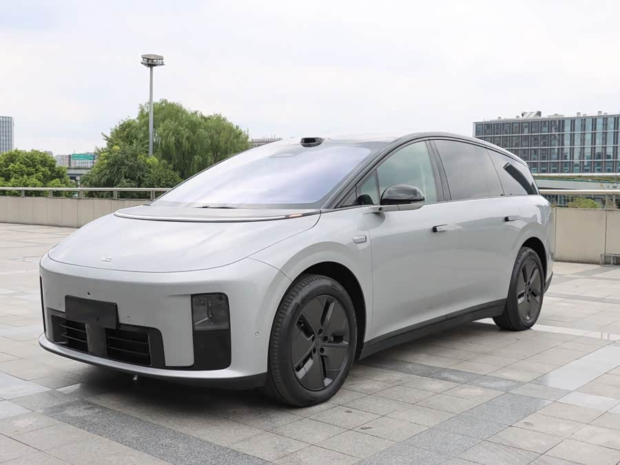 Li i8 2025 изображение автомобиля #2