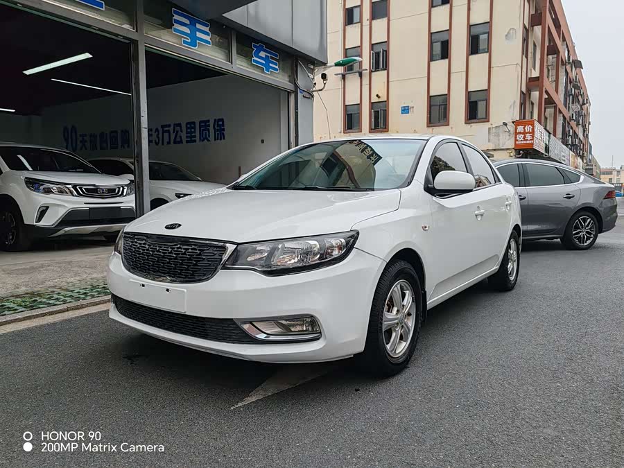 Kia Forte 2014 immagine di auto #2