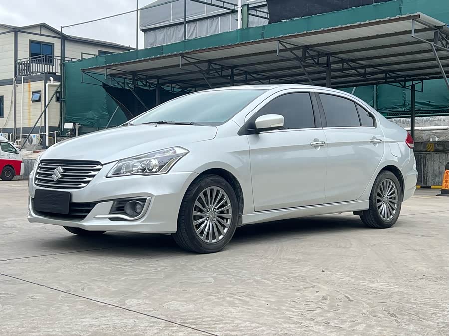 Suzuki Ciaz 2017 изображение автомобиля #2