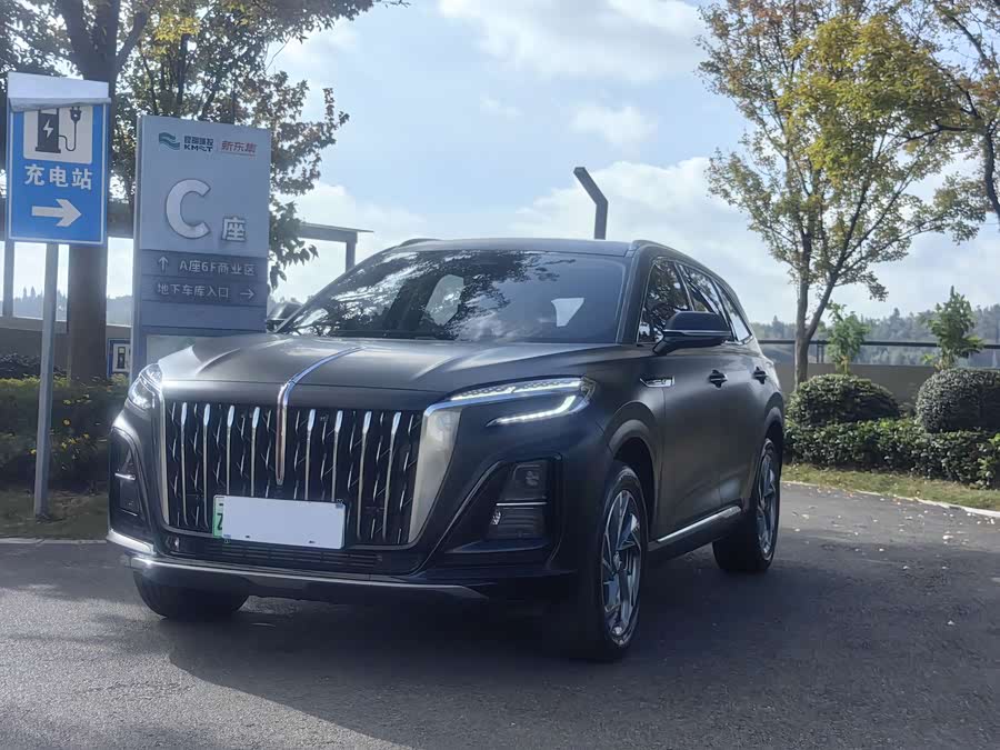 HongQi HS3 PHEV 2024 #2 HongQi HS3 PHEV 2024 car image #2