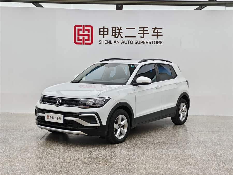 Volkswagen T-Cross 2022 car image #2