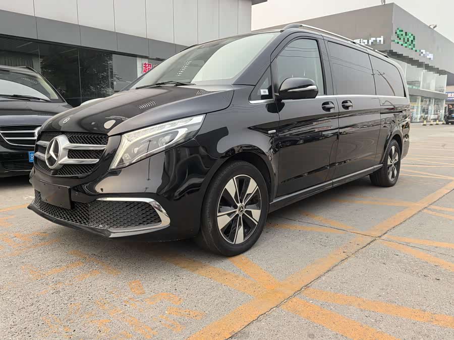 Mercedes-Benz V Class 2022 #2 Mercedes-Benz V Class 2022 immagine di auto #2