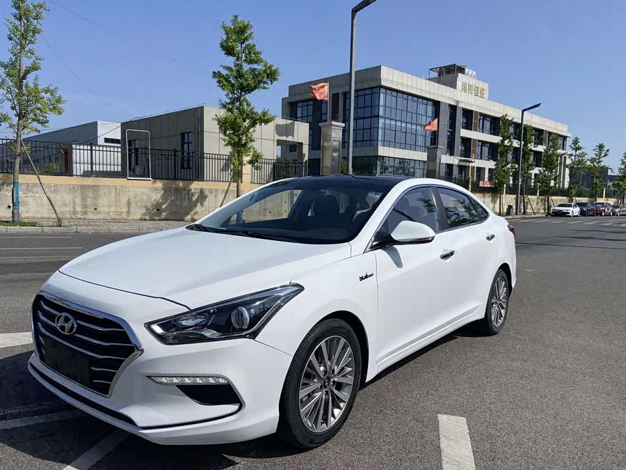Hyundai Mistra 2017 car image #2