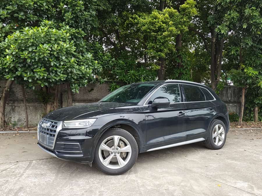 Audi Q5L 2019 #2 Audi Q5L 2019 car image #2