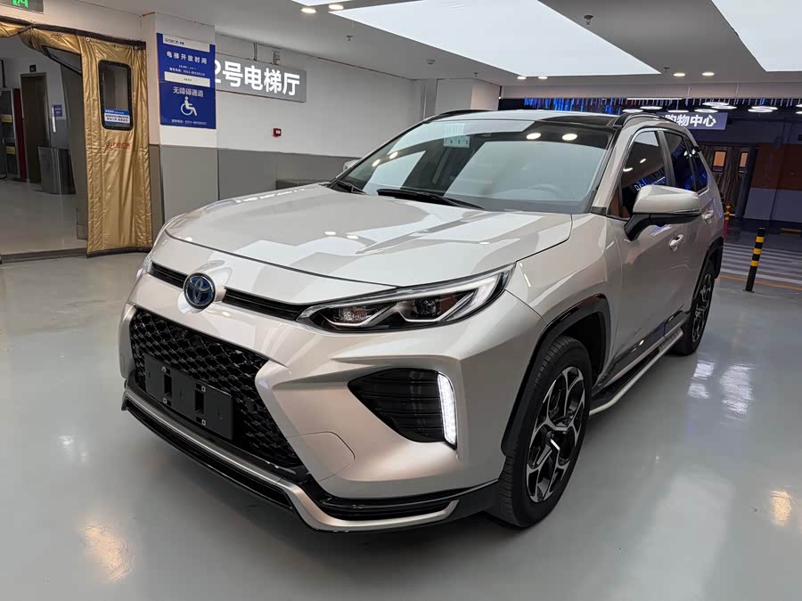 Toyota Wildlander New Energy 2022 car image #2