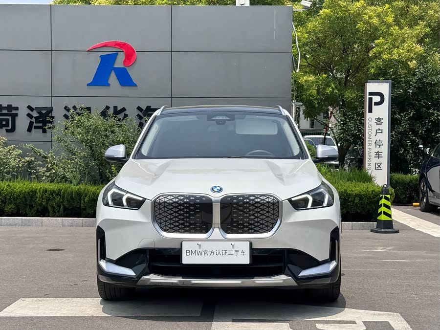 BMW iX1 2024 изображение автомобиля #2