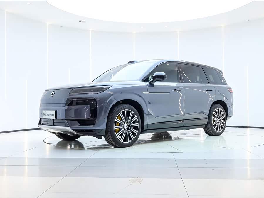 Denza N9 2025 #2 Denza N9 2025 car image #2