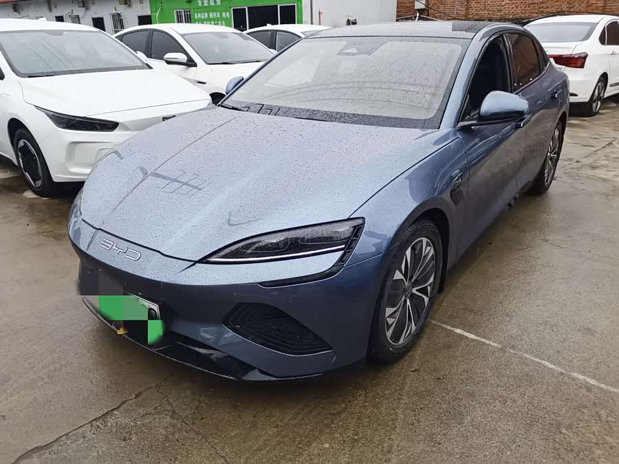 BYD Seal 2024 car image #2