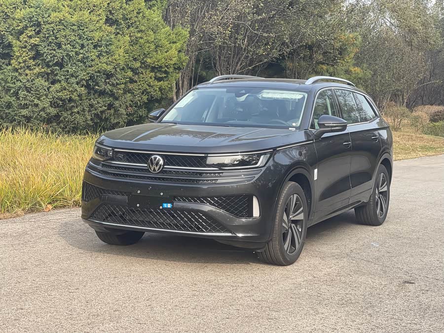 Volkswagen Tavendor 2025 #2 Volkswagen Tavendor 2025 car image #2