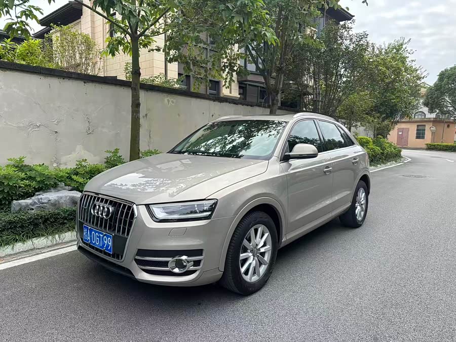 Audi Q3 (Imported) 2013 car image #2