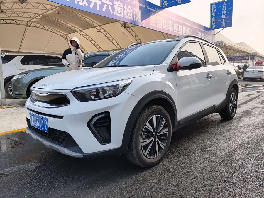 Kia KX1 2018 car image #2