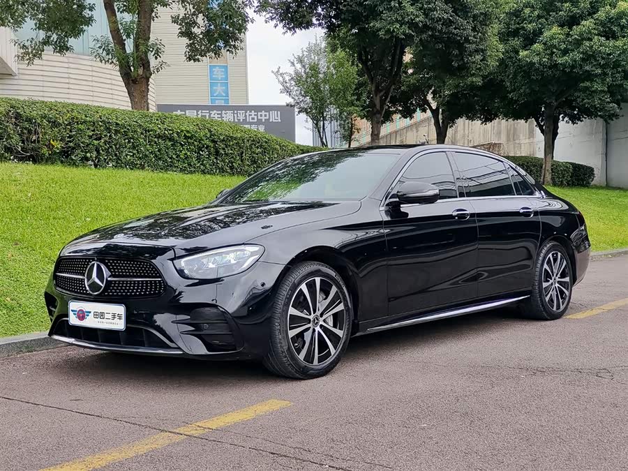 Mercedes-Benz E Class New Energy 2023 car image #2