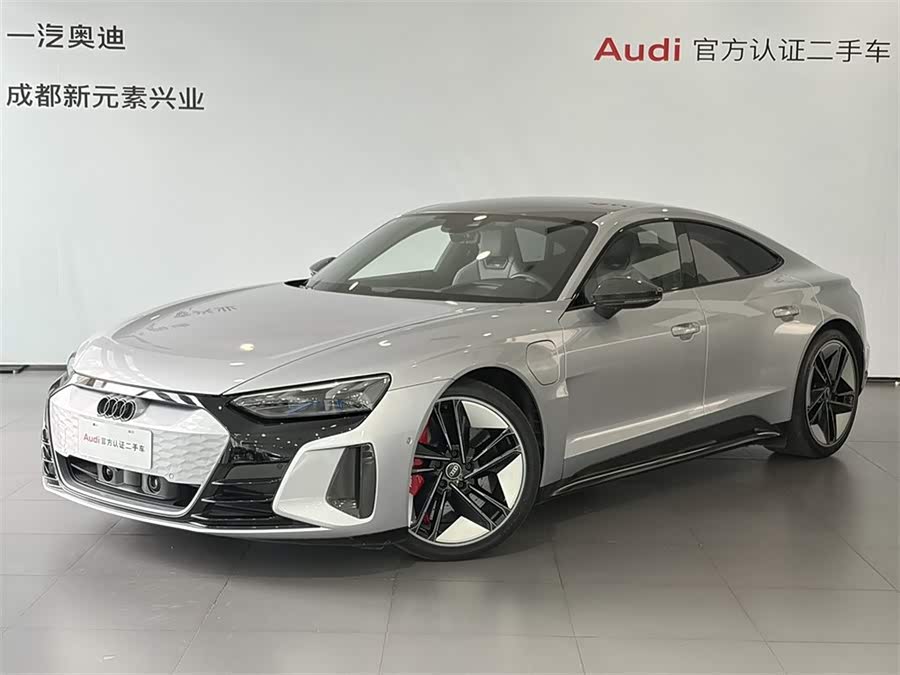 Audi RS e-tron GT car image #2