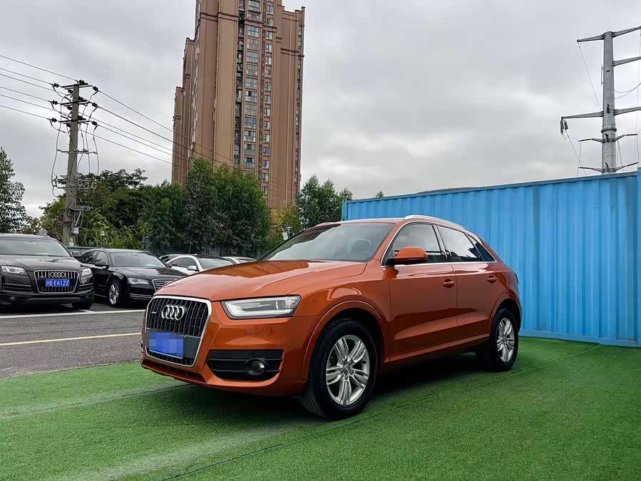 Audi Q3 2014 car image #2