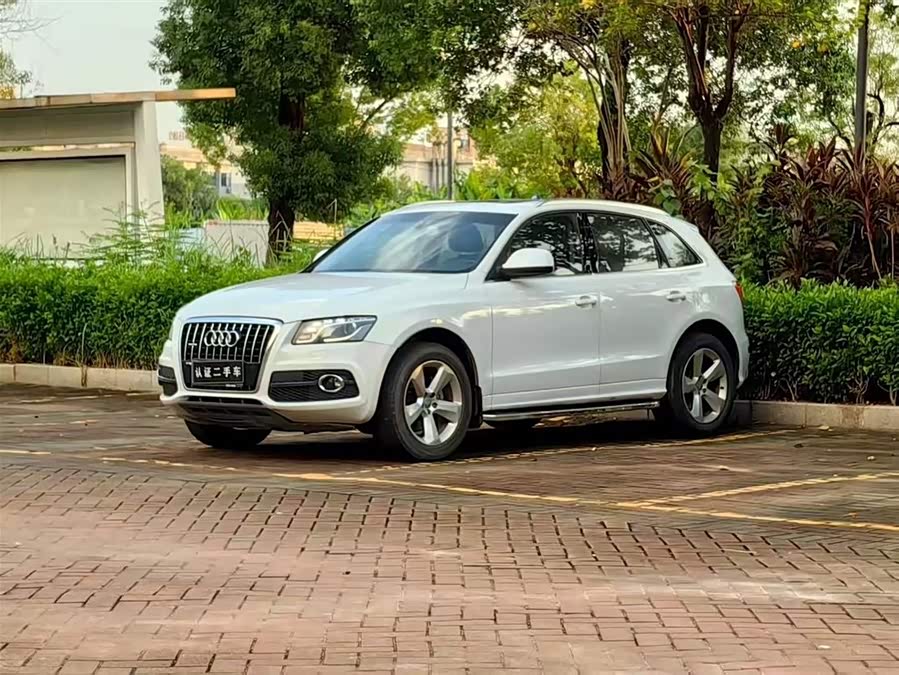 Audi Q5 (Imported) 2012 car image #2