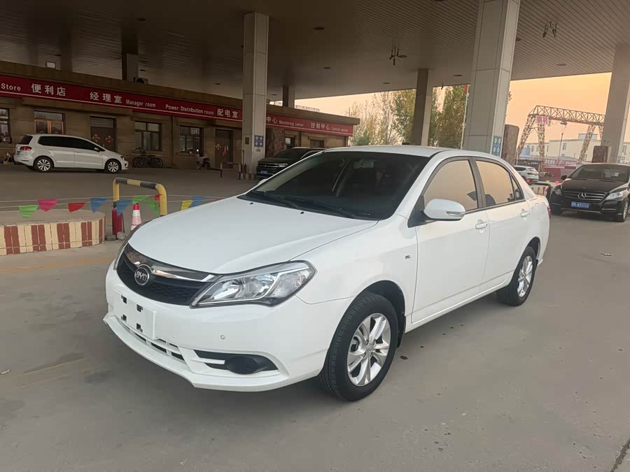 BYD F3 2018 car image #2