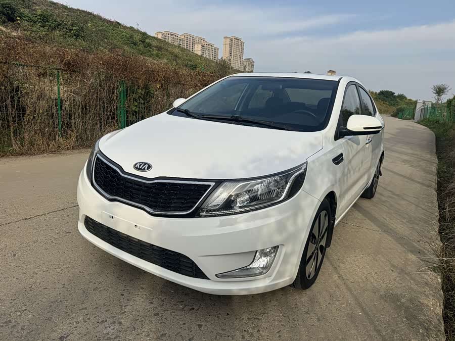 Kia K2 2013 image de voiture #2