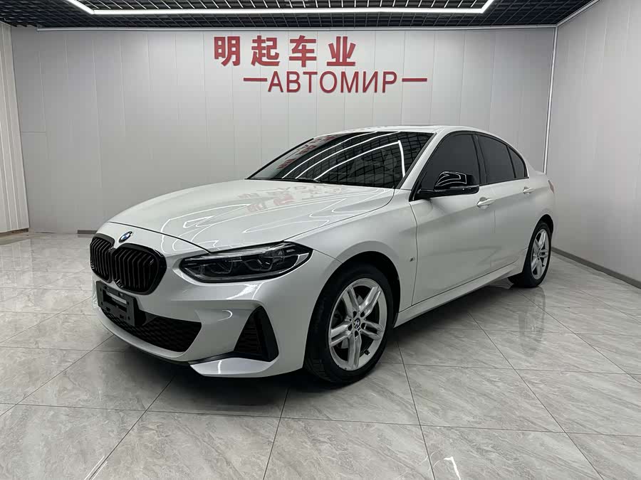 BMW 1 Series 2021 #2 BMW 1 Series 2021 car image #2