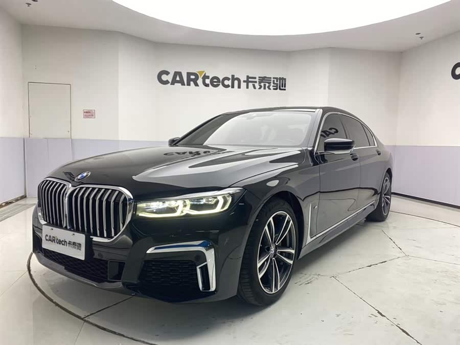 BMW 7 Series 2020 car image #2