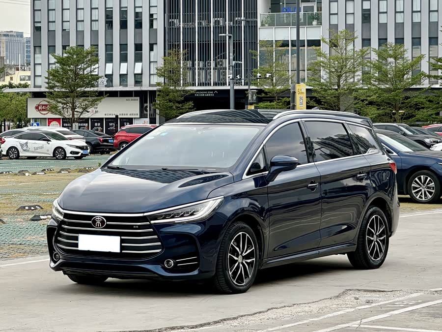 BYD Song MAX 2018 car image #2