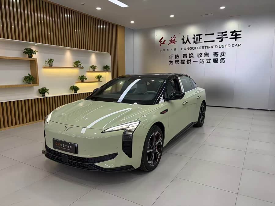 HongQi EH7 2025 car image #2