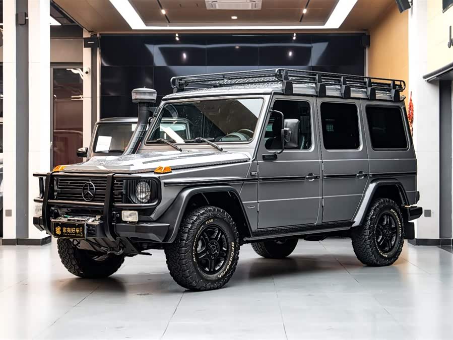 Mercedes-Benz 2019 car image #2