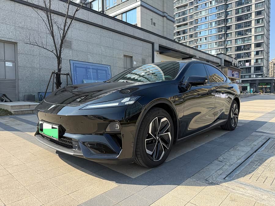 Deepal L07 2025 immagine di auto #2