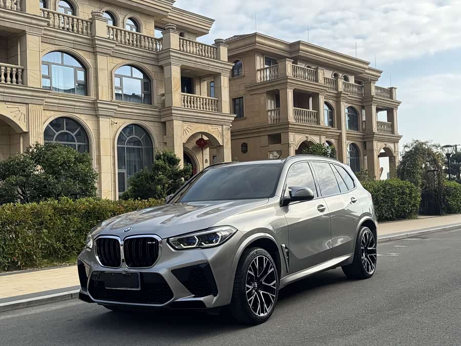 BMW X5 M 2020 car image #2