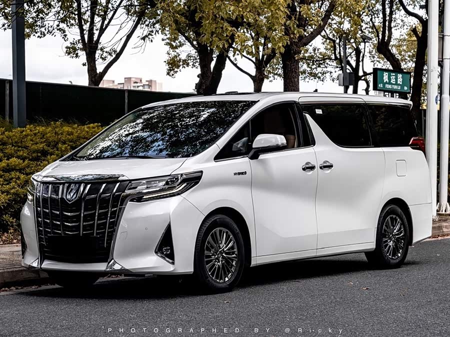 丰田 埃尔法 2020 汽车图片 #2