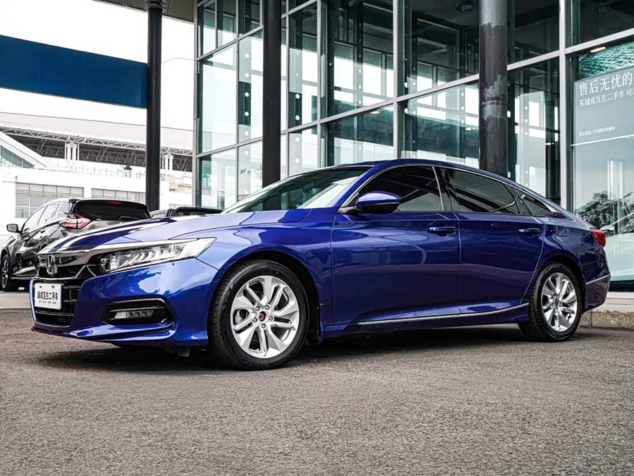 Honda Accord 2019 car image #2