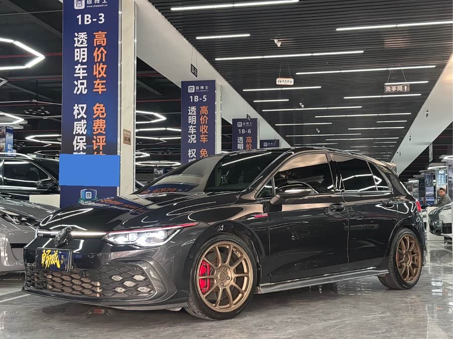 Volkswagen GolfGTI 2022 car image #2