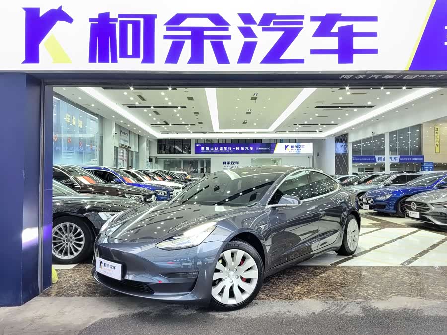 Tesla Model 3 2020 car image #2