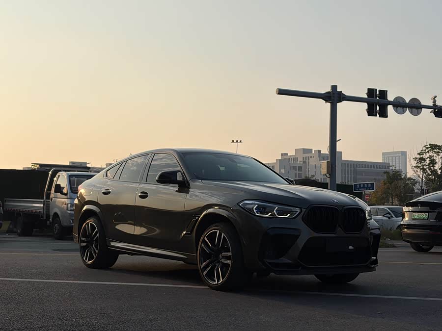 BMW X6 M 2021 #2 BMW X6 M 2021 immagine di auto #2