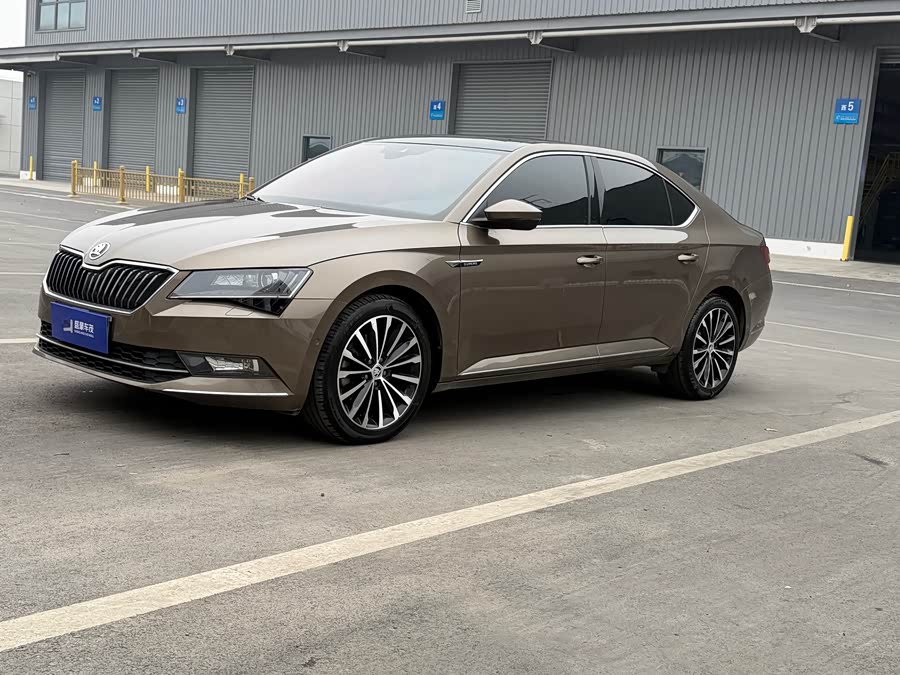 Skoda Superb 2017 #2 Skoda Superb 2017 imagen de coche #2