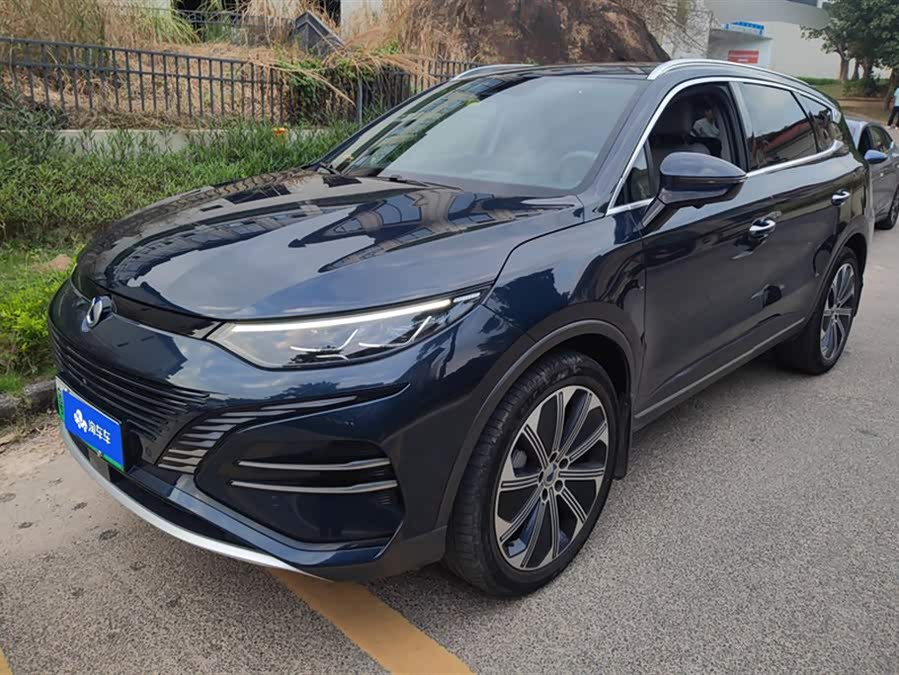 Denza N8 2023 صورة سيارة #2