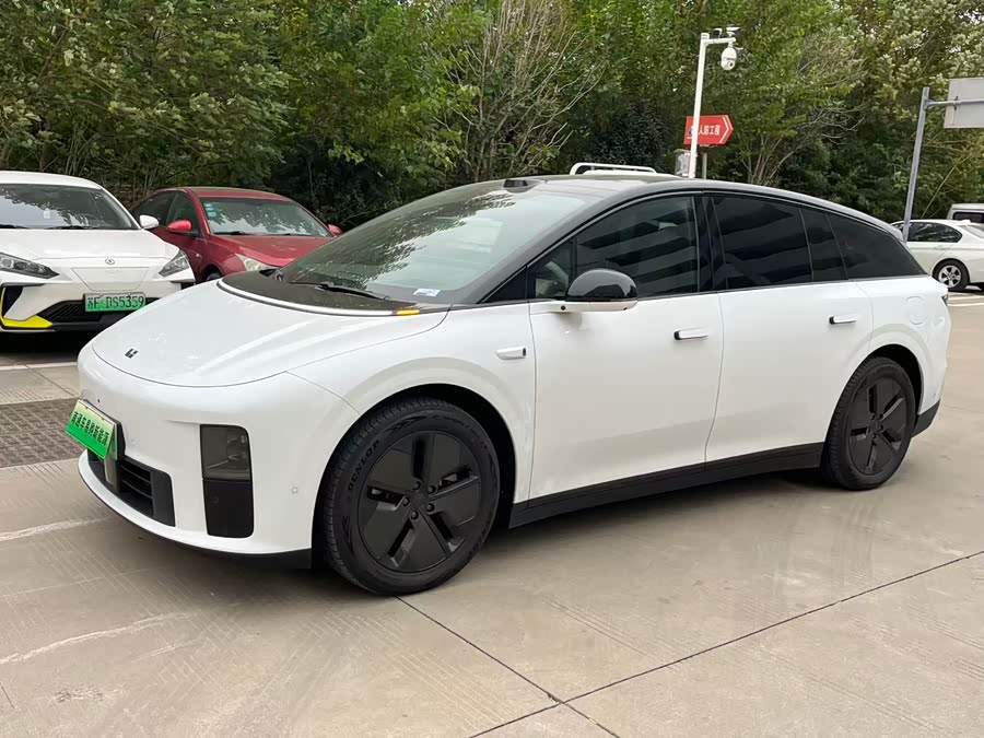 理想汽车 理想i6 2025 汽车图片 #2