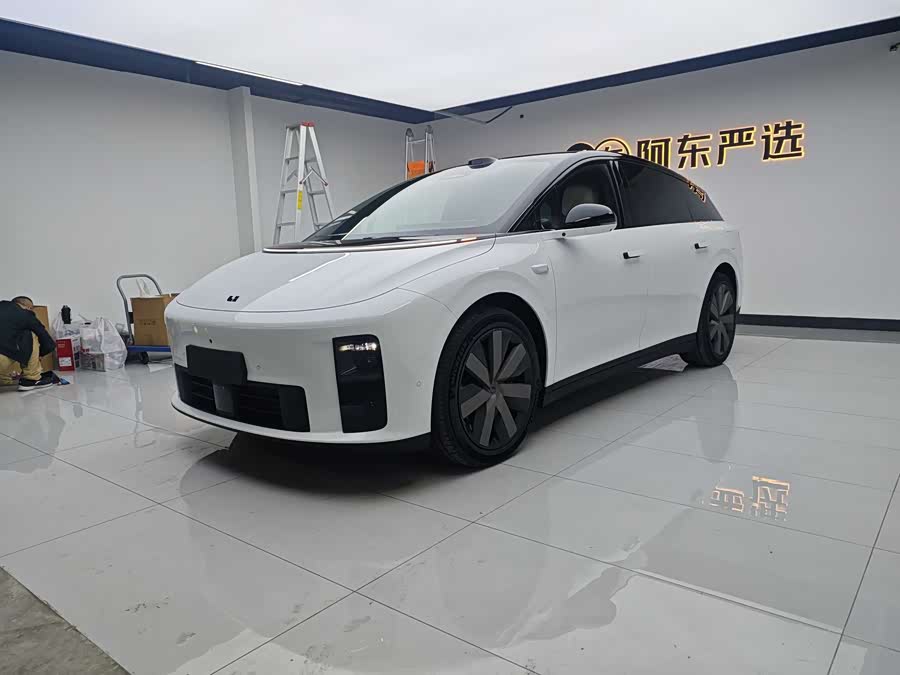 Li i6 2025 imagem de carro #2