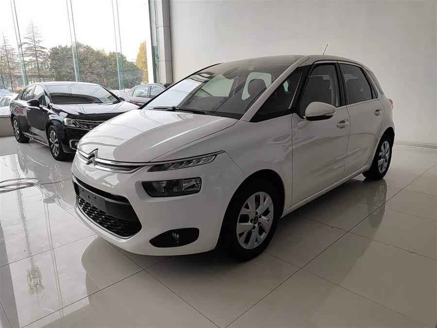 Citroen C4 PICASSO 2017 صورة سيارة #2