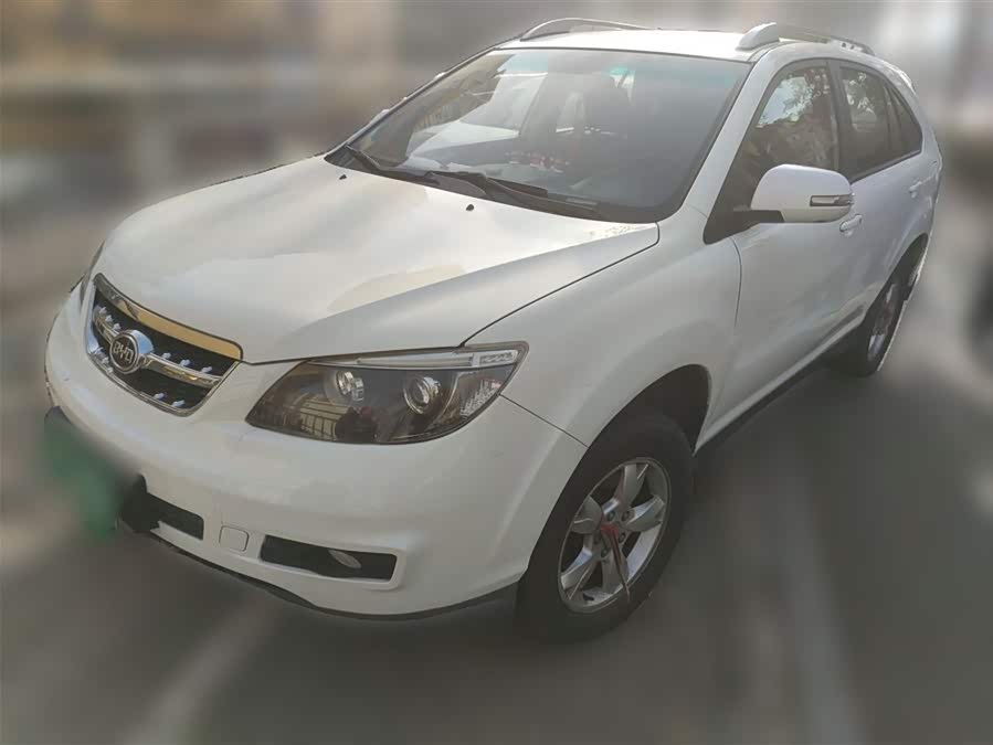BYD S6 2015 car image #2