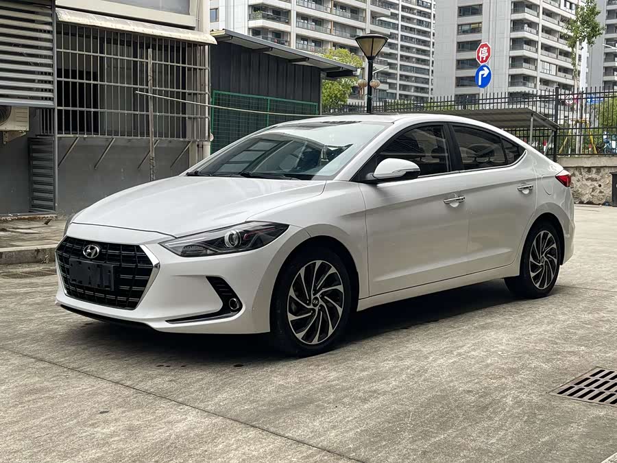 Hyundai Elantra AD 2019 #2 Hyundai Elantra AD 2019 car image #2