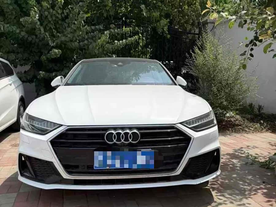 Audi A7 2021 car image #2
