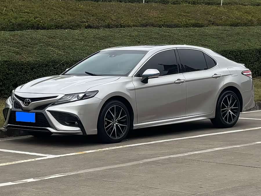 Toyota Camry 2022 #2 Toyota Camry 2022 immagine di auto #2