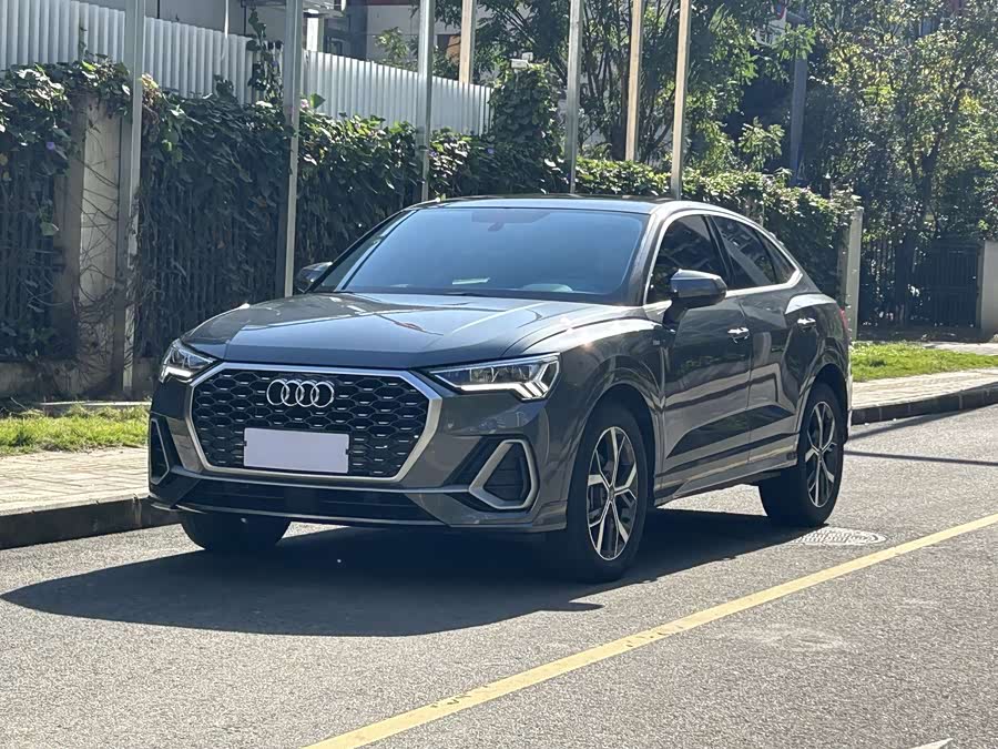 Audi Q3 Sportback 2020 car image #2