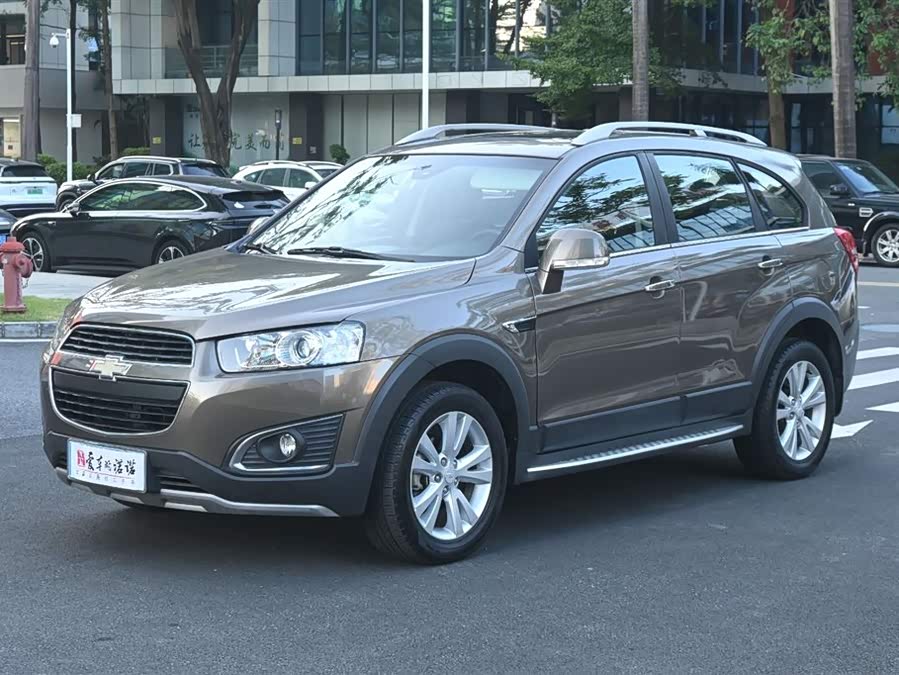 Chevrolet Captiva 2016 imagen de coche #2