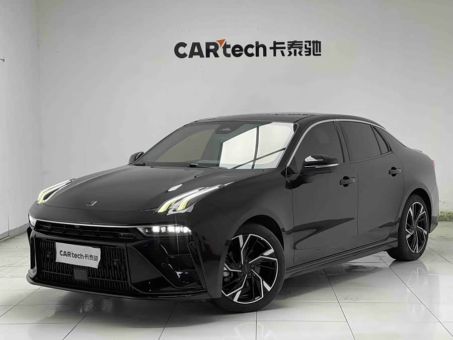 Lynk & Co 03 2022 car image #2
