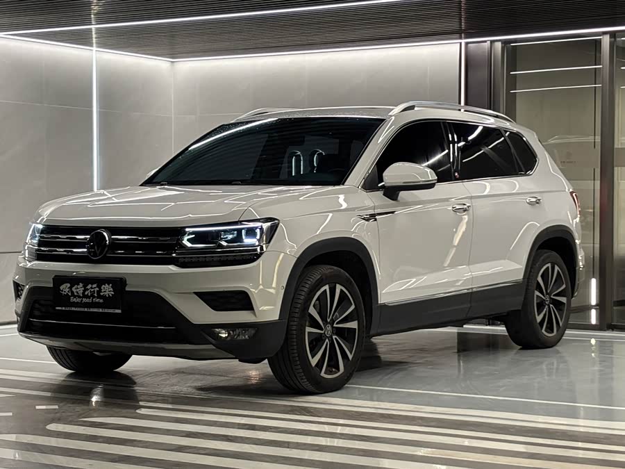 Volkswagen Tharu 2020 car image #2