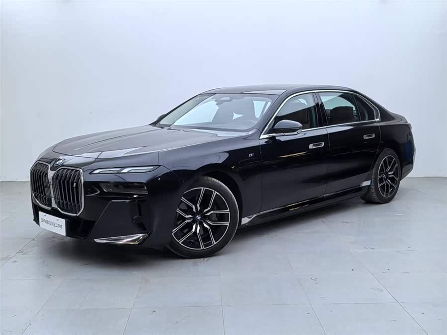 BMW i7 2025 image de voiture #2