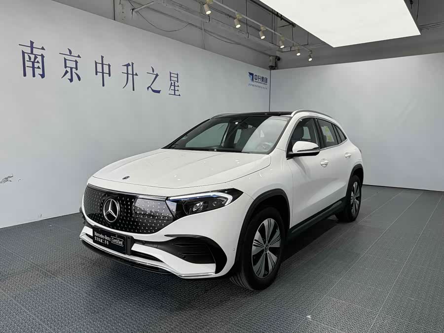 Mercedes-Benz EQA Class 2025 صورة سيارة #2