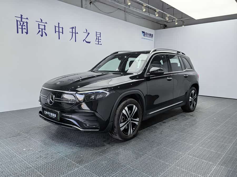 Mercedes-Benz EQB Class 2024 car image #2